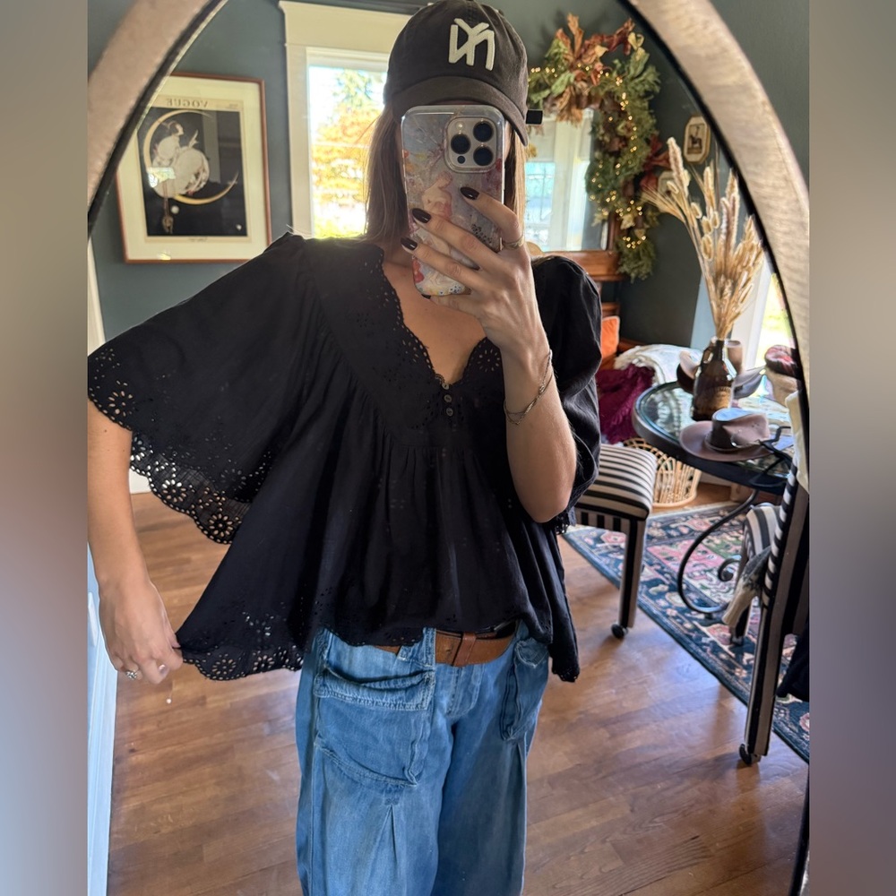 Free People :: Costa Eyelet Top black sz XL